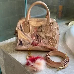 iconic michael kors bag